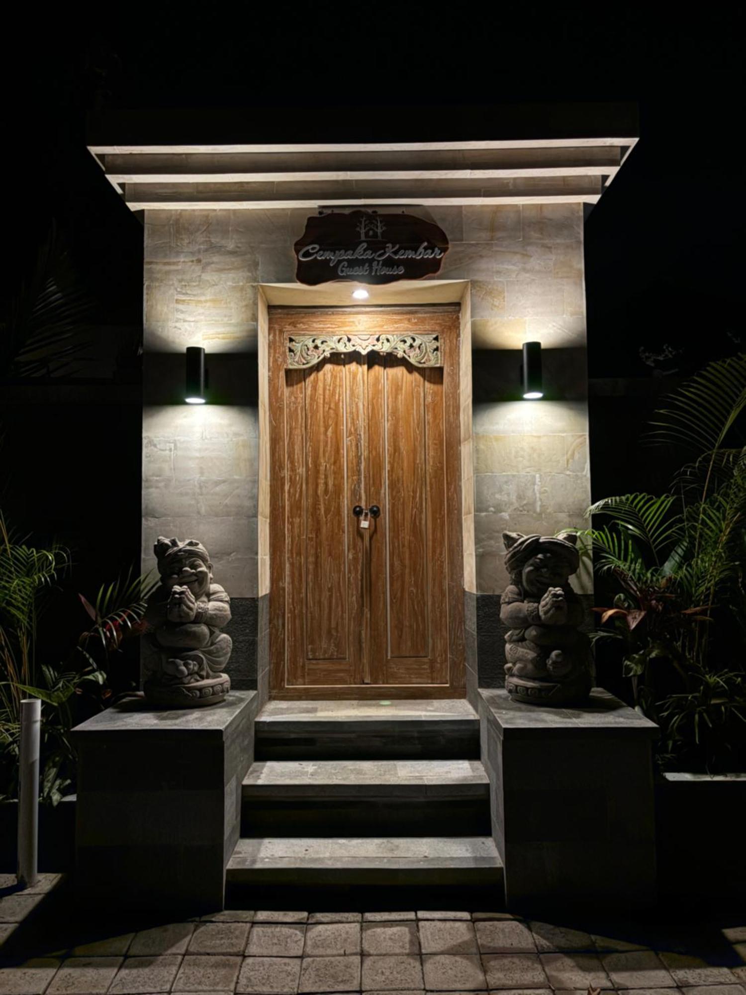 Cempaka Kembar Guest House Ubud Exterior foto